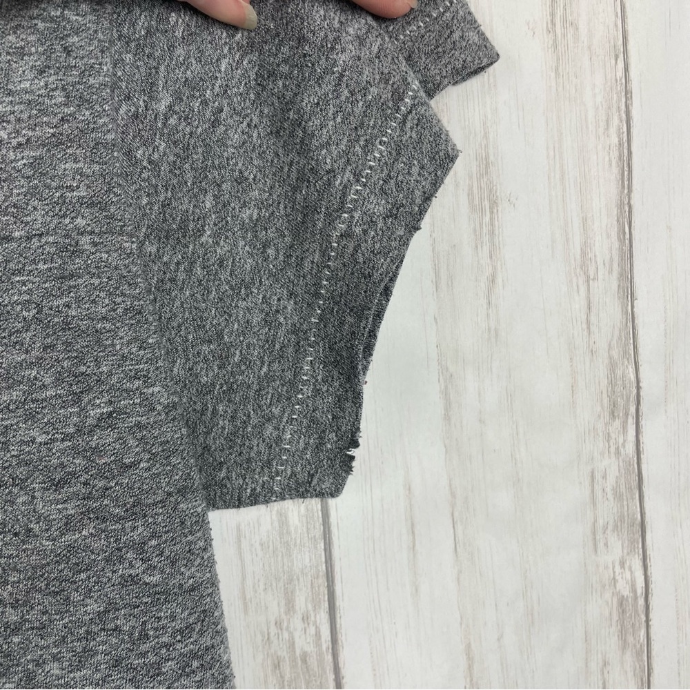 Revolve The Great gray ruffle tee size 2 - Picture 6 of 9